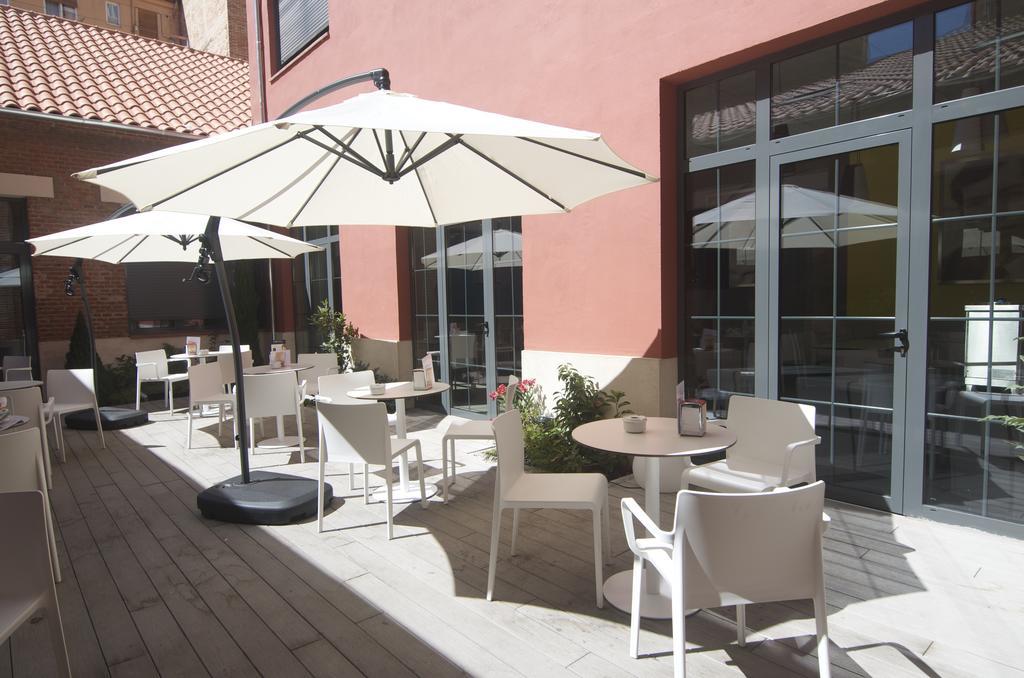 The Book Factory Hostel Valladolid Exterior foto