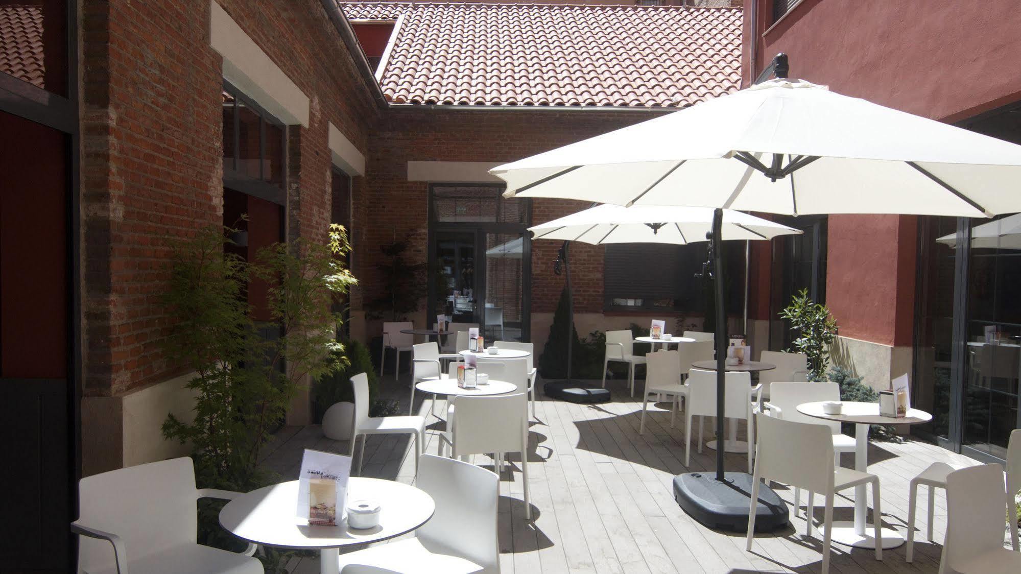 The Book Factory Hostel Valladolid Exterior foto